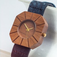 Dřevěné hodinky Art Hruška - V.Č.: 00146