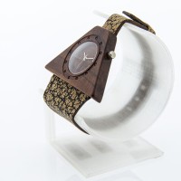 Dřevěné hodinky Lucerna Meruňka - V.Č.: 00124