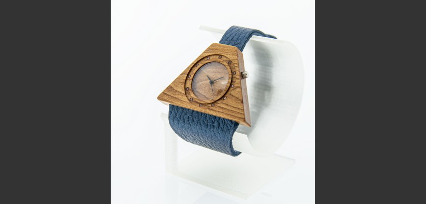 Dřevěné hodinky Lucerna Třešňové - V.Č.: 00298