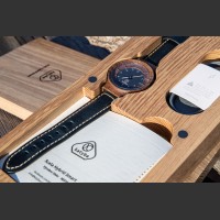 Dřevěné hodinky Scala Hybrid Smart Ořech - V.Č.: 00316