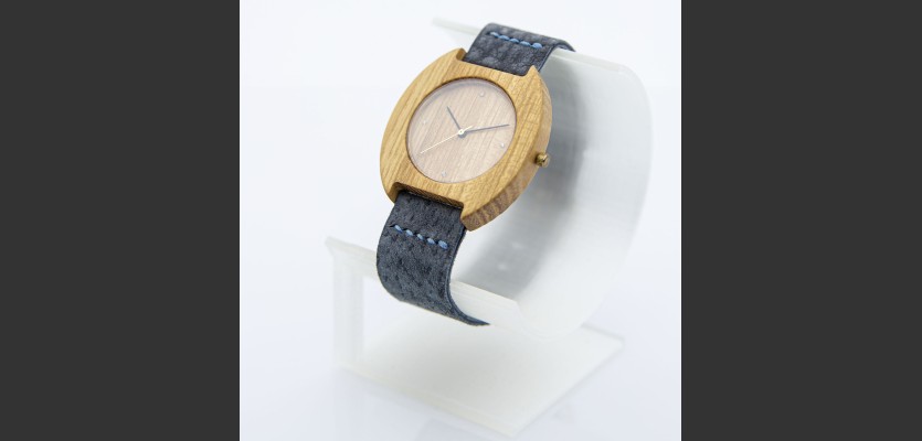Dřevěné hodinky Avia Akát - V.Č.: 00048