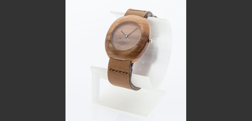 Dřevěné hodinky Club Jabloň - V.Č.: 00095