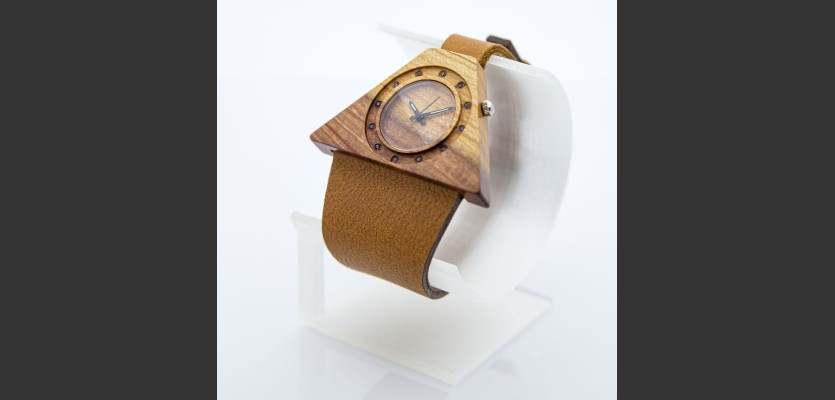 Dřevěné hodinky Lucerna Slivoň Bluma - V.Č.: 00198