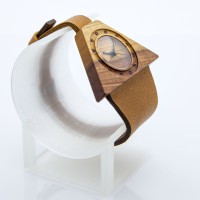 Dřevěné hodinky Lucerna Slivoň Bluma - V.Č.: 00198