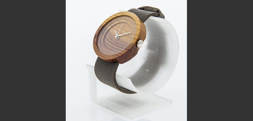 Dřevěné hodinky Excelsior Slivoň Bluma - V.Č.: 00210 Safírové sklo