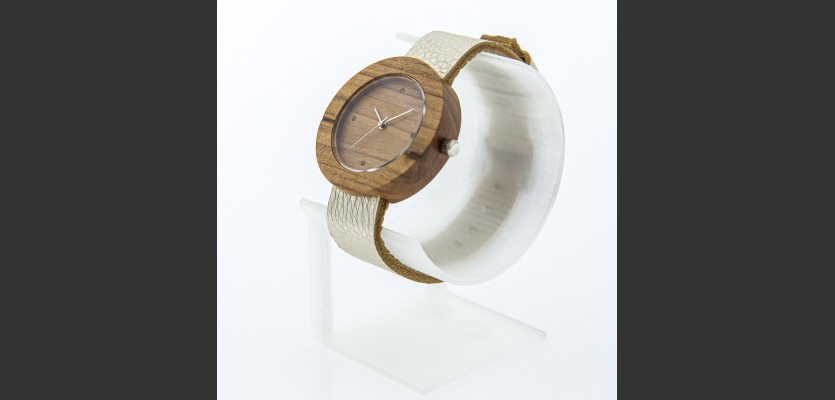 Dřevěné hodinky Jalta Višeň - V.Č.: 00252