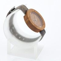 Dřevěné hodinky Jalta Hruška - V.Č.: 00255
