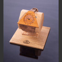Dřevěné hodinky Lucerna Třešňové - V.Č.: 00121