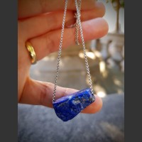 302. Náhrdelník -  Lapis lazuli - kámen nejkrásnější modré barvy. 