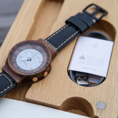 Ořechové dřevěné hodinky smart hybrid, chytrá funkce MP3